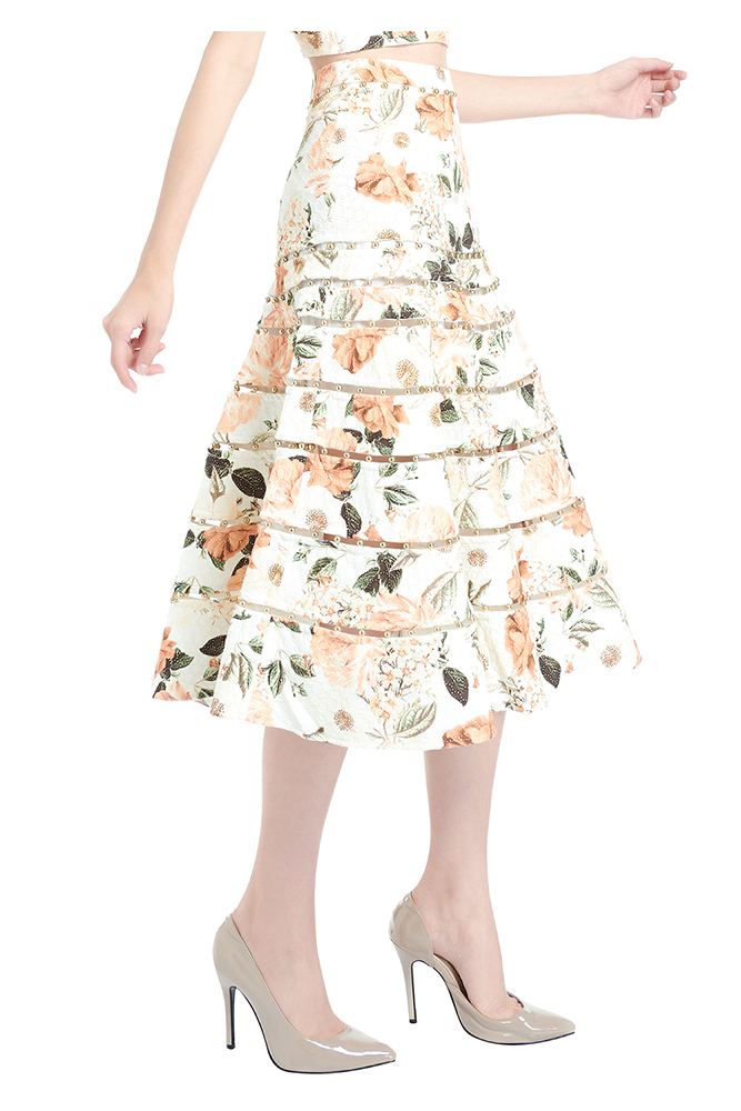 side view of the dress